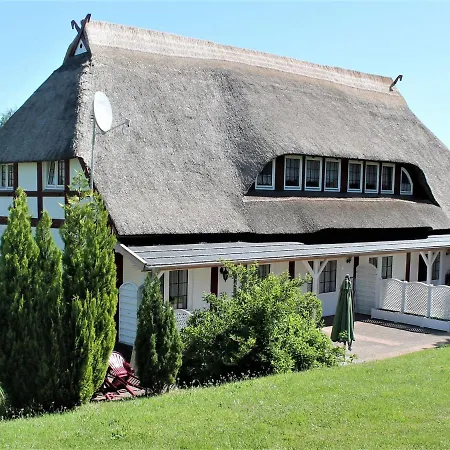 Apartment Mit Garten In Kluetz
